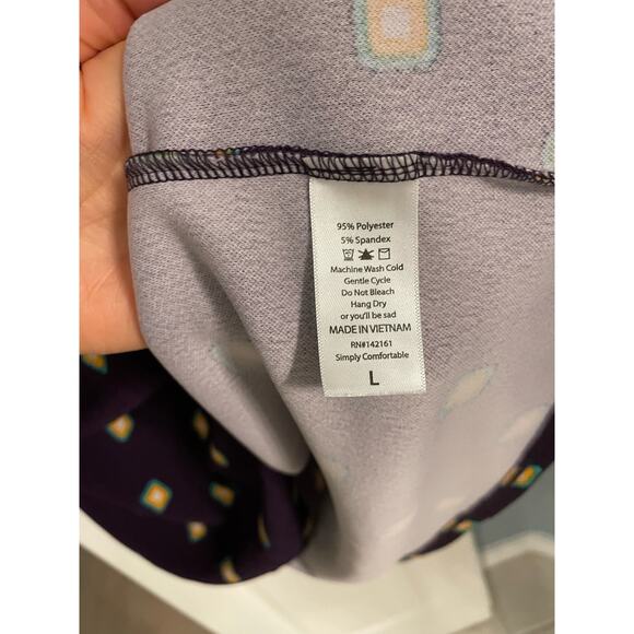 Lularoe Amelia Box Pleat Dress - Picture 5 of 5